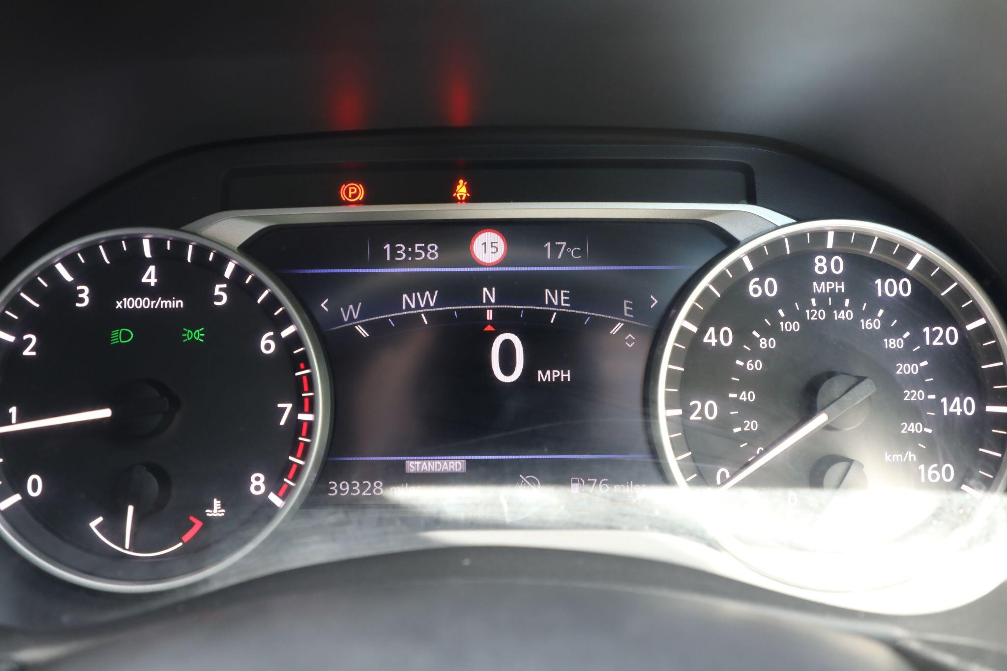 Large vehicle image